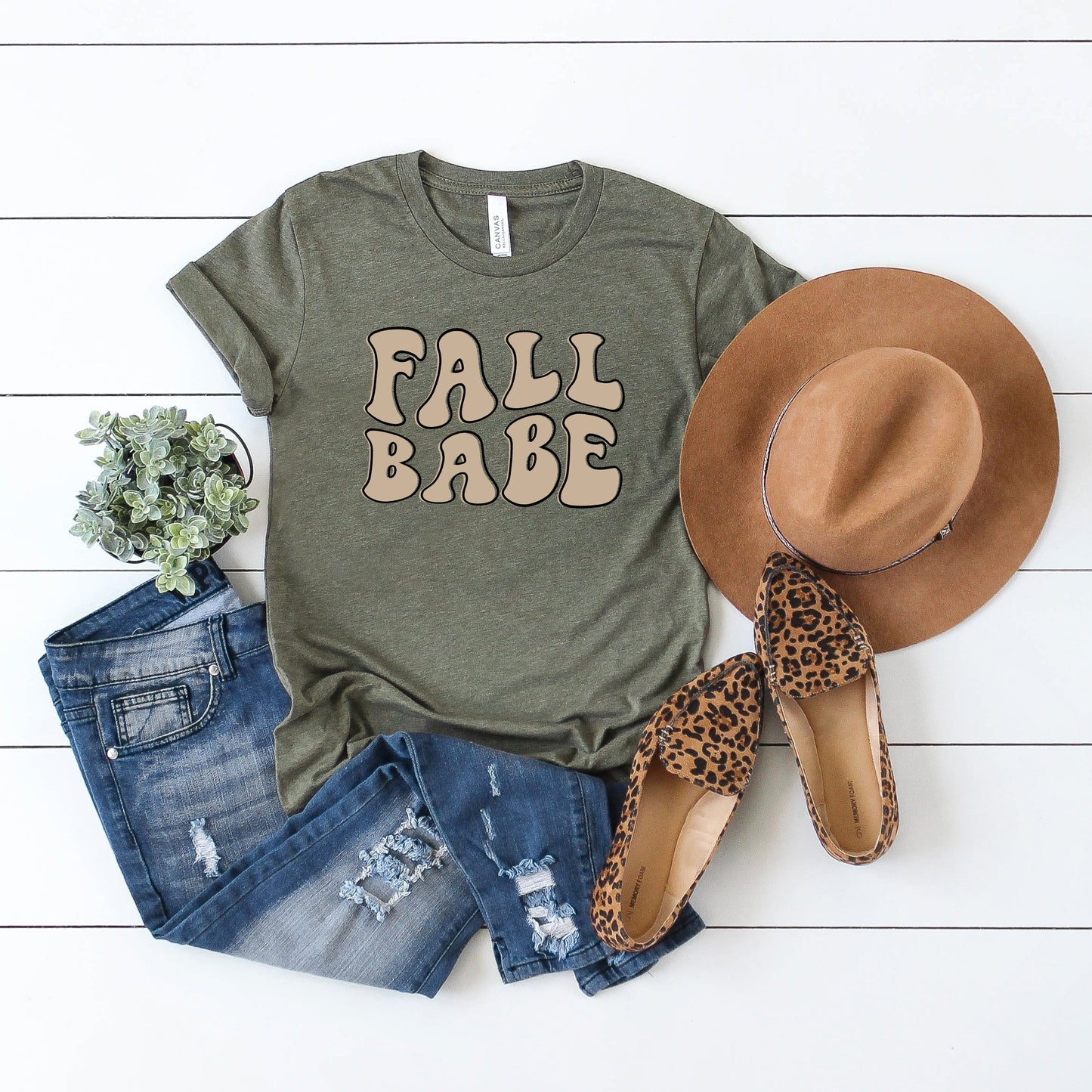 Retro Fall Babe Wavy | Short Sleeve Crew Neck