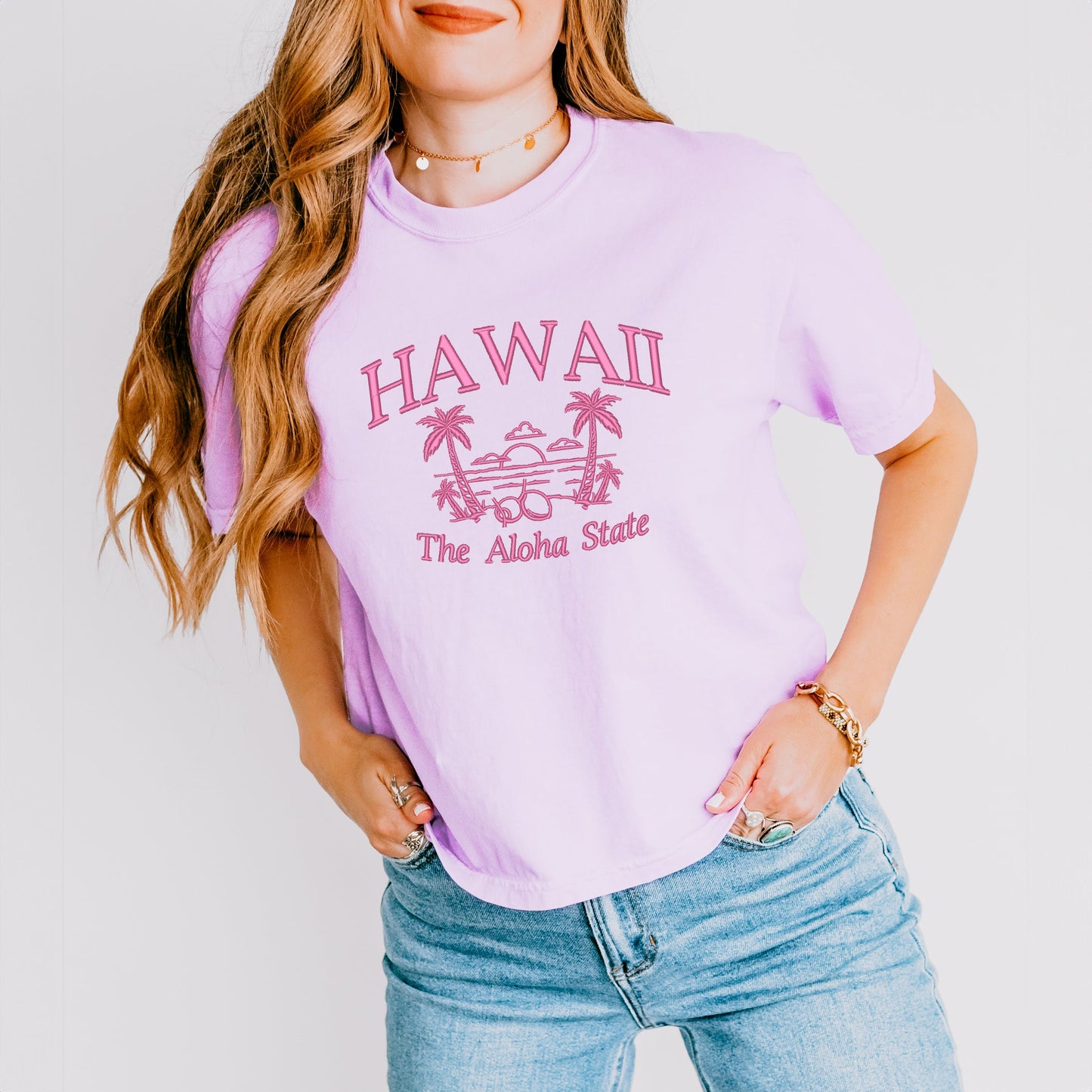 Emboridered Hawaii The Aloha State | Relaxed Fit Cropped Tee