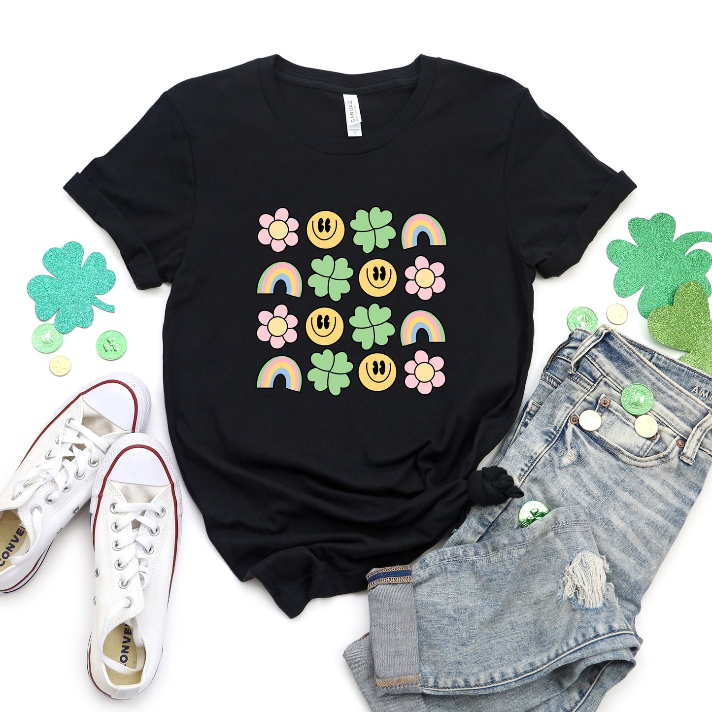 Smiley Clover Daisy | Short Sleeve Crew Neck