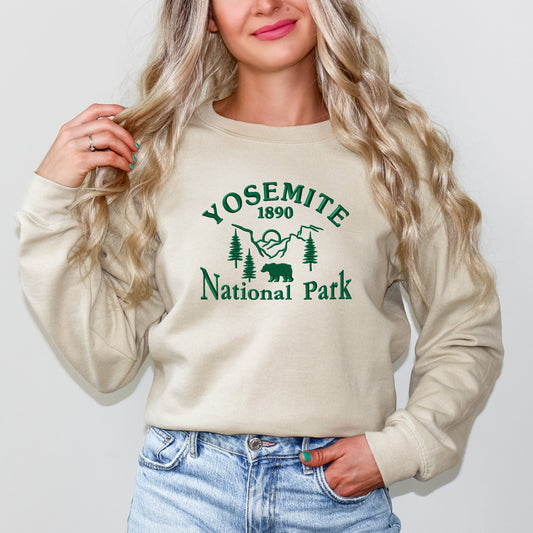 Embroidered Yosemite National Park | Sweatshirt