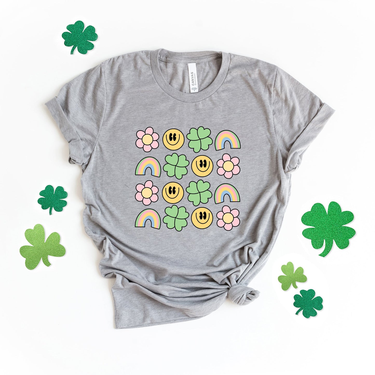 Smiley Clover Daisy | Short Sleeve Crew Neck