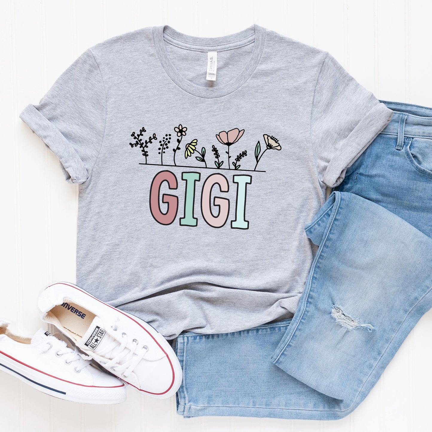 Gigi Flowers | Short Sleeve Graphic Tee