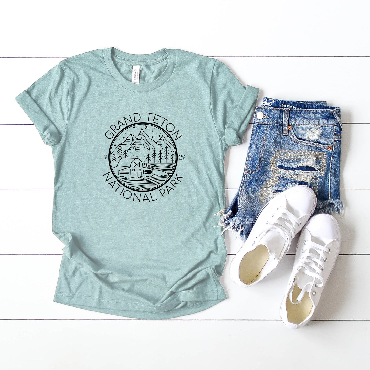 Grand Tetons | Short Sleeve Crew Neck