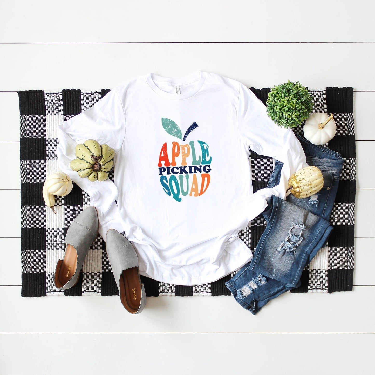 Apple Picking Squad Colorful | Long Sleeve Crew Neck