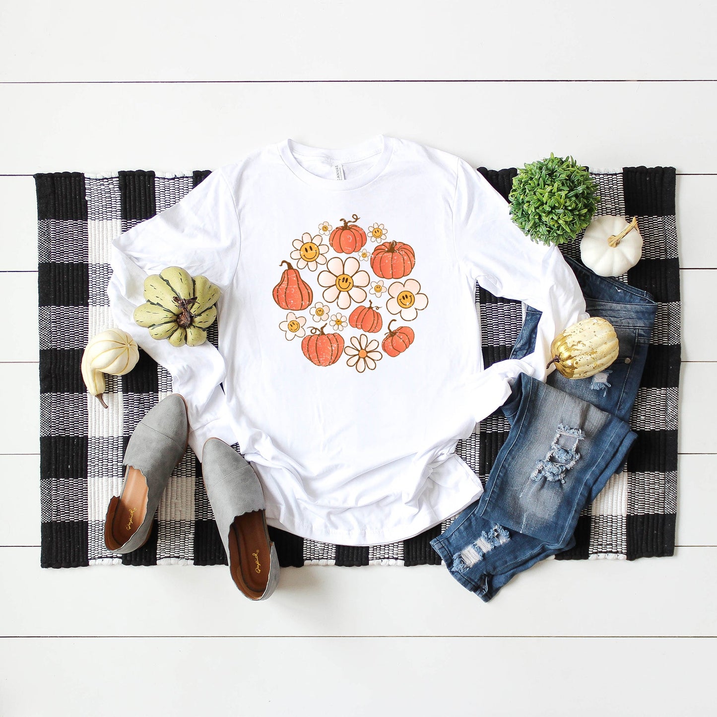 Circle Pumpkin Flowers | Long Sleeve Crew Neck