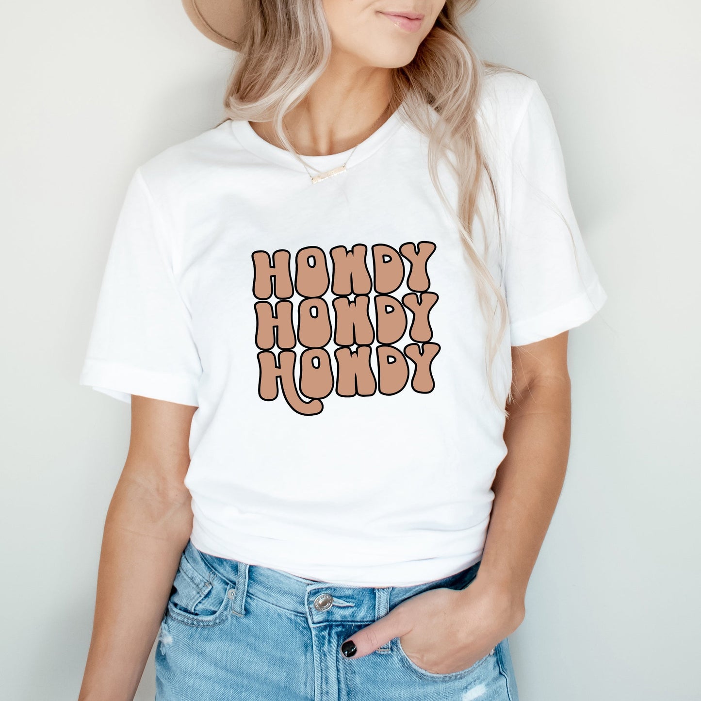 Howdy Bubble Stacked | Short Sleeve Graphic Tee