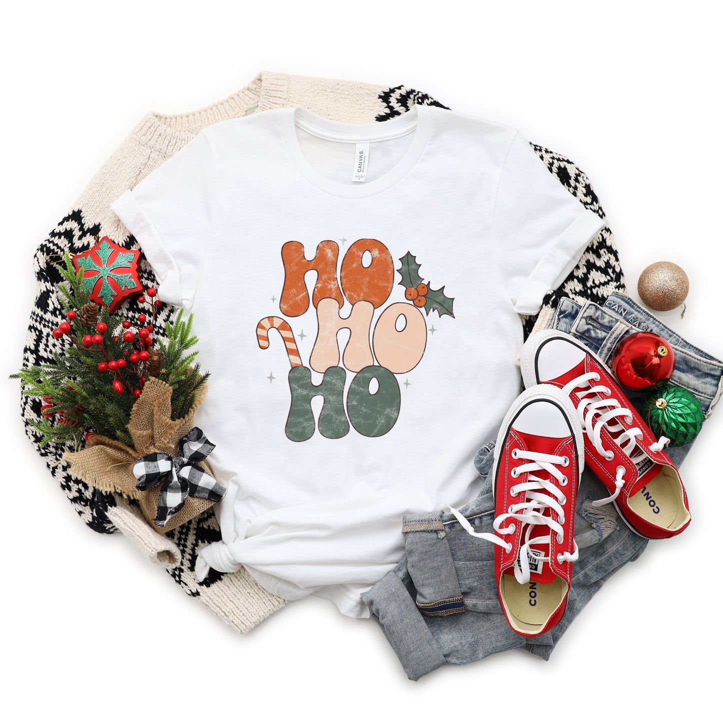 Retro Ho Ho Ho | Short Sleeve Crew Neck